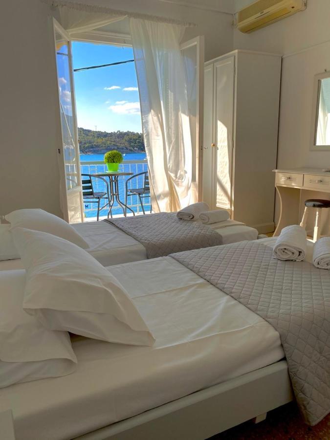 Studios Argyris Poros Town Exterior foto